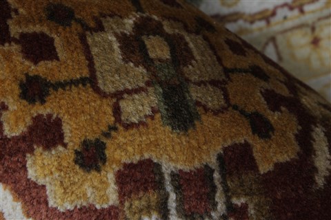 Indo-Persian Beige Hand Knotted 811 X 111 Area Rug 250-25668 Image 8