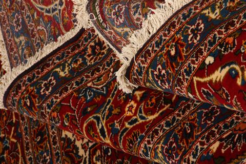 Kashan Red Hand Knotted 117 X 192 Area Rug 100-25677 Image 4