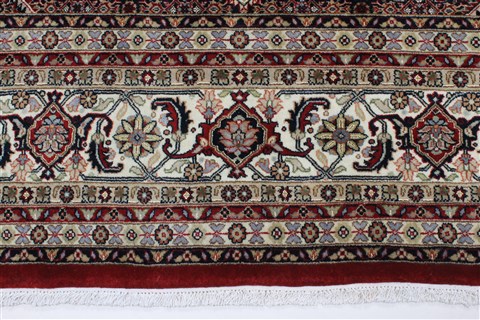 Bidjar Beige Hand Knotted 84 X 1110 Area Rug 250-25689 Image 1