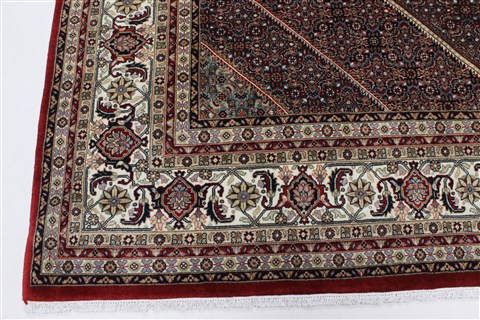 Bidjar Beige Hand Knotted 84 X 1110 Area Rug 250-25689 Image 3