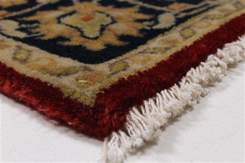 Kashan Beige Runner Hand Knotted 27 X 510 Area Rug 250-25704 Image 4