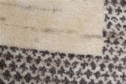 Modern Beige Runner Hand Knotted 27 X 61 Area Rug 250-25719 Image 6