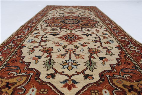 Serapi Beige Runner Hand Knotted 26 X 510 Area Rug 250-25729 Image 11