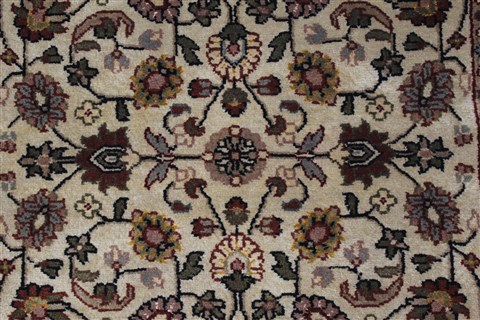 Kashmar Beige Runner Hand Knotted 28 X 60 Area Rug 250-25741 Image 3