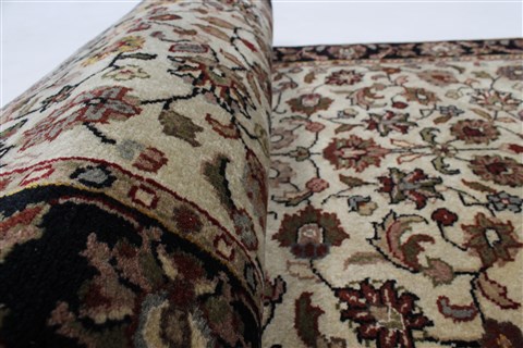 Kashmar Beige Runner Hand Knotted 28 X 60 Area Rug 250-25741 Image 9