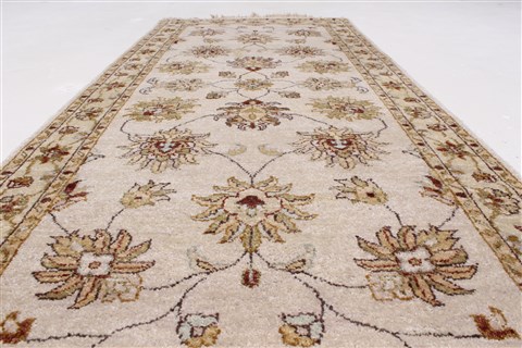 Kashan Beige Runner Hand Knotted 27 X 60 Area Rug 250-25774 Image 1