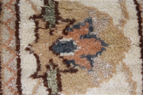 Ziegler Beige Runner Hand Knotted 26 X 60 Area Rug 250-25778 Image 8