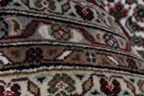 Mahi Beige Hand Knotted 87 X 119 Area Rug 250-25809 Image 6