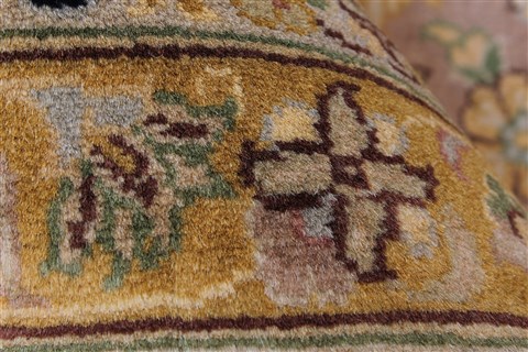 Tabriz Beige Hand Knotted 91 X 122 Area Rug 250-25812 Image 8