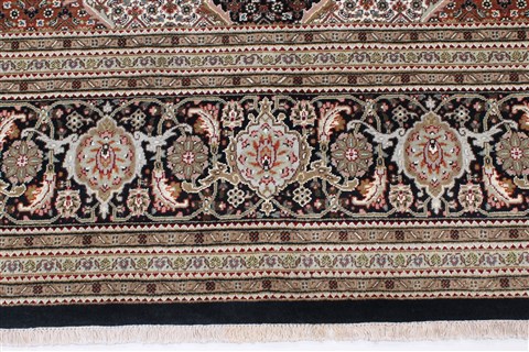 Mahi Black Hand Knotted 82 X 114 Area Rug 250-25824 Image 2