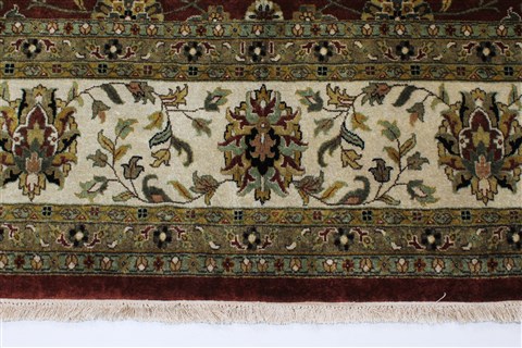 Kashan Beige Hand Knotted 810 X 118  Area Rug 250-25836 Image 3