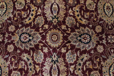Kashan Beige Hand Knotted 90 X 120  Area Rug 250-25839 Image 4