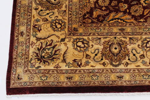 Kashan Beige Hand Knotted 90 X 120  Area Rug 250-25839 Image 5