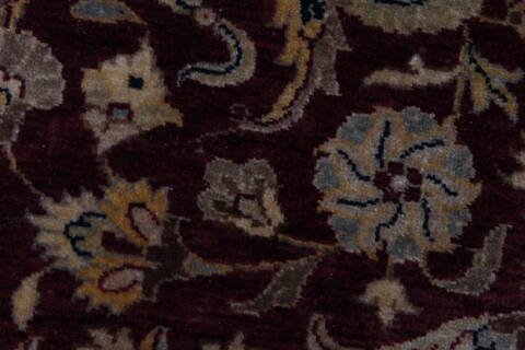 Kashan Beige Hand Knotted 90 X 120  Area Rug 250-25839 Image 7