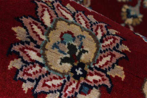 Isfahan Red Runner Hand Knotted 28 X 61 Area Rug 250-25893 Image 7
