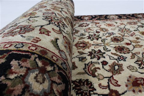 Kashmar Beige Runner Hand Knotted 29 X 60 Area Rug 250-25898 Image 10
