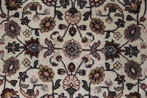 Kashmar Beige Runner Hand Knotted 29 X 60 Area Rug 250-25898 Image 3