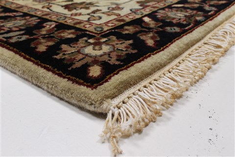Kashmar Beige Runner Hand Knotted 29 X 60 Area Rug 250-25898 Image 5