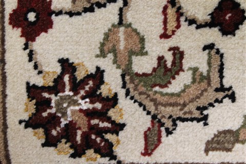 Kashmar Beige Runner Hand Knotted 28 X 61 Area Rug 250-25911 Image 5