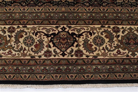 Herati Beige Hand Knotted 811 X 117 Area Rug 250-25926 Image 2