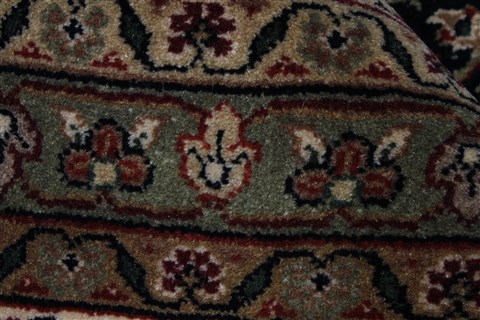 Herati Beige Hand Knotted 811 X 117 Area Rug 250-25926 Image 6