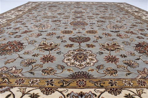 Kashan Beige Hand Knotted 89 X 116 Area Rug 250-25938 Image 10