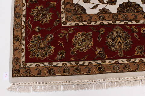 Tabriz Beige Hand Knotted 90 X 120  Area Rug 250-25943 Image 4