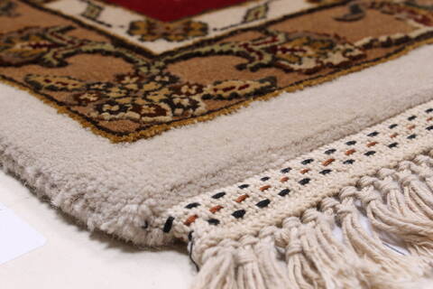Tabriz Beige Hand Knotted 90 X 120  Area Rug 250-25943 Image 5