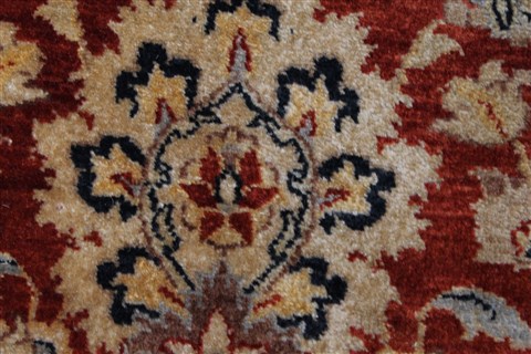 Kashan Beige Hand Knotted 810 X 122 Area Rug 250-25950 Image 7