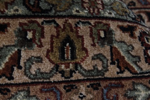 Kashan Beige Hand Knotted 811 X 119 Area Rug 250-25951 Image 9
