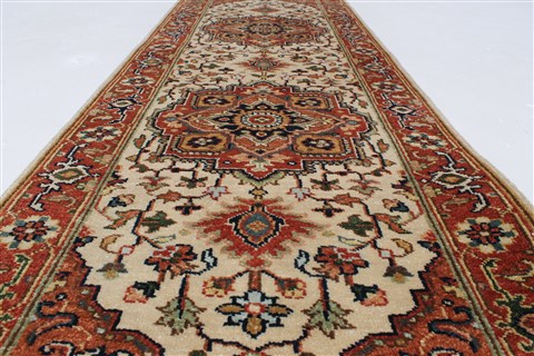 Serapi White Runner Hand Knotted 21 X 62 Area Rug 250-26026 Image 2