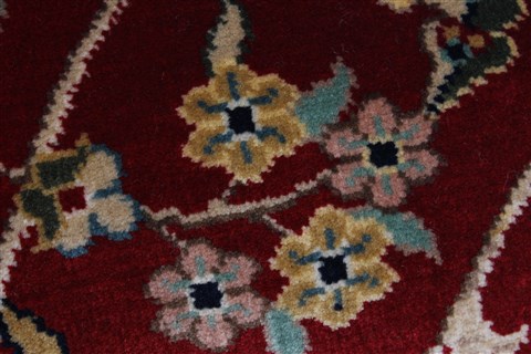 Isfahan Red Runner Hand Knotted 26 X 61 Area Rug 250-26030 Image 7
