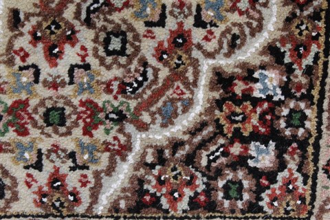 Mahi Brown Hand Knotted 28 X 61 Area Rug 250-26041 Image 5