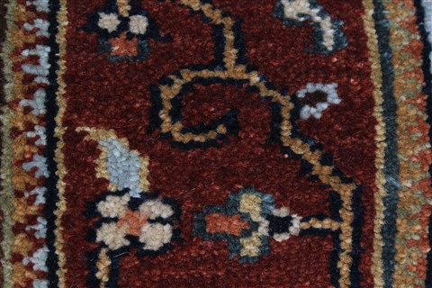 Serapi Beige Runner Hand Knotted 26 X 510 Area Rug 250-26056 Image 9