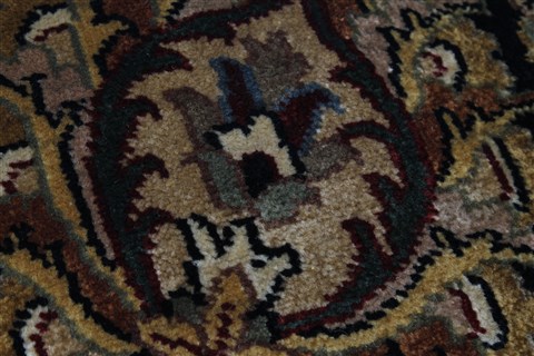 Tabriz Beige Hand Knotted 89 X 123 Area Rug 250-26069 Image 6