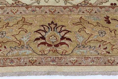 Chobi Beige Hand Knotted 90 X 119 Area Rug 250-26070 Image 3