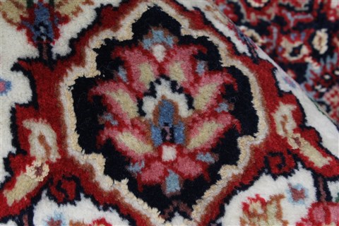 Mahi Blue Hand Knotted 85 X 117 Area Rug 250-26080 Image 10