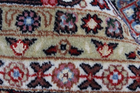 Mahi Blue Hand Knotted 85 X 117 Area Rug 250-26080 Image 9
