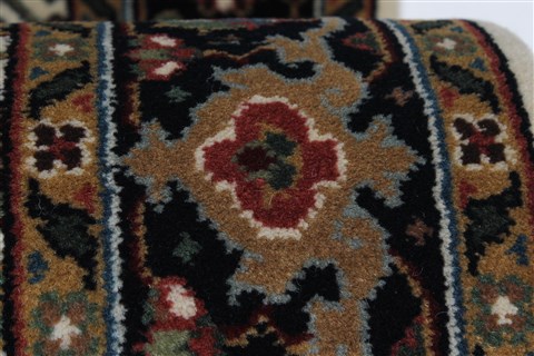 Herati Beige Runner Hand Knotted 26 X 58 Area Rug 250-26091 Image 11