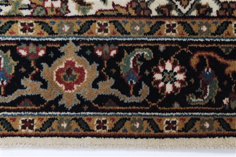 Herati Beige Runner Hand Knotted 26 X 58 Area Rug 250-26091 Image 4