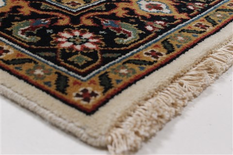 Herati Beige Runner Hand Knotted 26 X 58 Area Rug 250-26091 Image 7