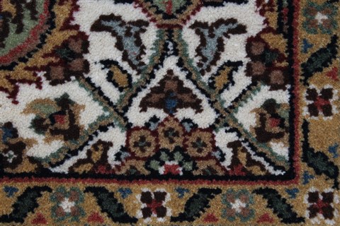 Herati Beige Runner Hand Knotted 26 X 58 Area Rug 250-26091 Image 8