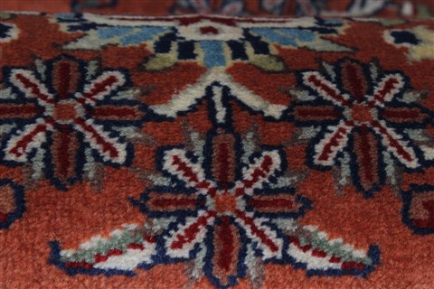 Sarouk Beige Runner Hand Knotted 26 X 62  Area Rug 250-26092 Image 6