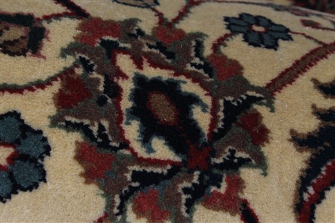 Tabriz Beige Runner Hand Knotted 28 X 61 Area Rug 250-26094 Image 6