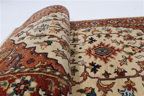 Serapi White Runner Hand Knotted 26 X 61 Area Rug 250-26095 Image 10