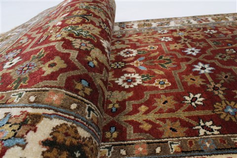 Semnan Beige Runner Hand Knotted 26 X 510 Area Rug 250-26132 Image 9