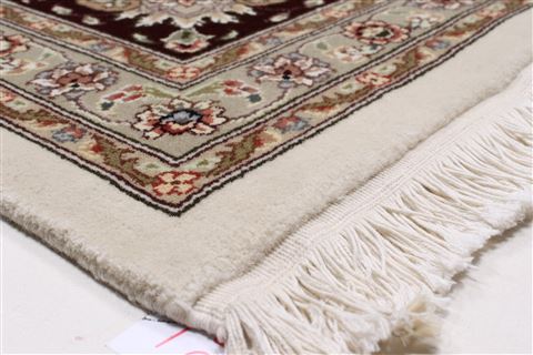 Jaipur White Hand Knotted 90 X 120 Area Rug 250-26176 Image 5