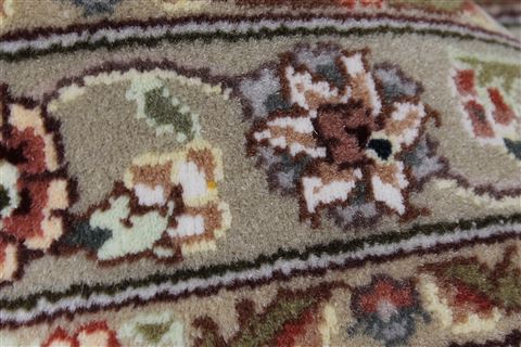 Jaipur White Hand Knotted 90 X 120 Area Rug 250-26176 Image 8