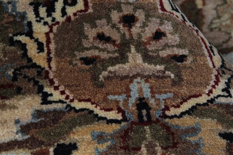 Kashan Beige Hand Knotted 91 X 1111 Area Rug 250-26179 Image 11