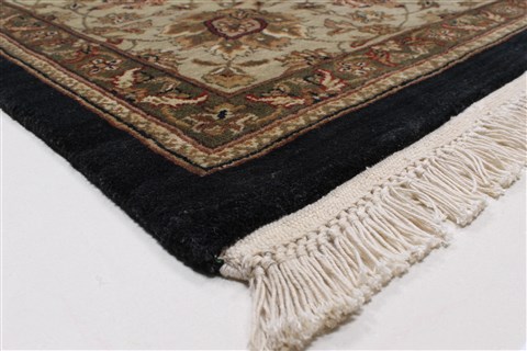 Kashan Beige Hand Knotted 90 X 1111 Area Rug 250-26187 Image 5